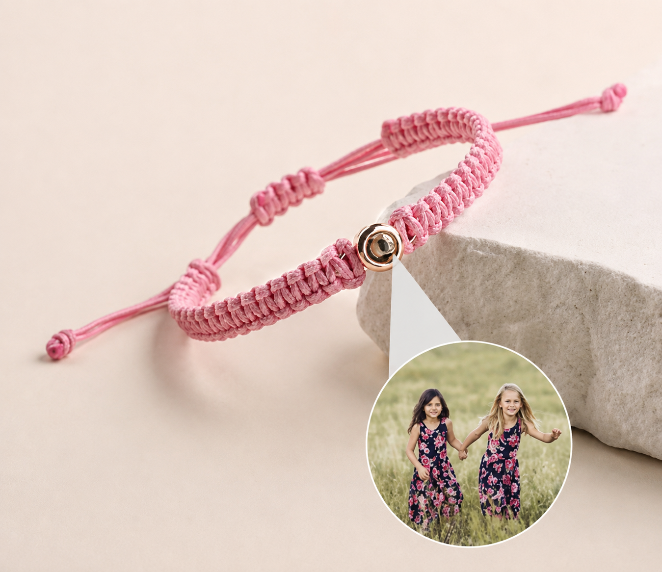 💖 Photo Projection Bracelet – Carry Your Memories With You